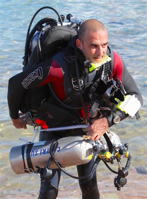 Qatar Tec Diving Learn More About Padi Dpv Specialty Course In Ddoha