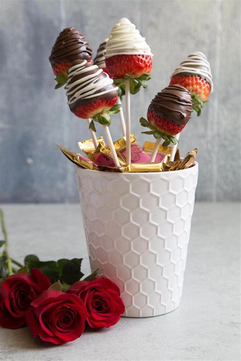 Chocolate Strawberry Bouquet The Little Epicurean Recipe In 2020