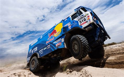 King Of The Trucks Russias Kamaz 506 Wins The 2014 Dakar The Fast