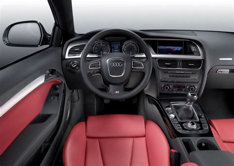 Audi S5 HD WallPaperS ~ HD Car Wallpapers