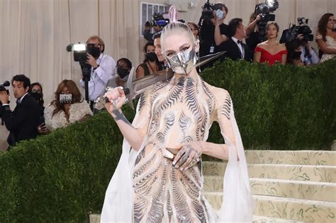 Grimes Fans Think She S Had Elf Ear Surgery After Bandaged Selfie Trendradars