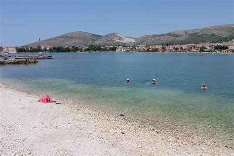 Aus wie viel bundesländern besteht die brd? Strand Maccao in Trogir (Ciovo) - Strandführer von Porta ...