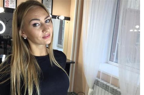 Шестилетнюю дочь ангелину, четырёхлетнего сына святослава и двухлетнюю дочь аксинью. Жена Александра Шлеменко опубликовала фото «с животиком» | Светская хроника | MC2. Cветская ...