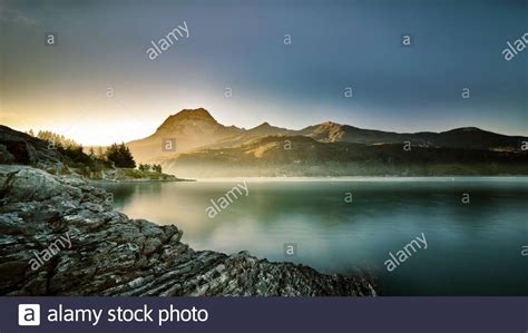 Quiet Mountain Hi Res Stock Photography And Images Alamy