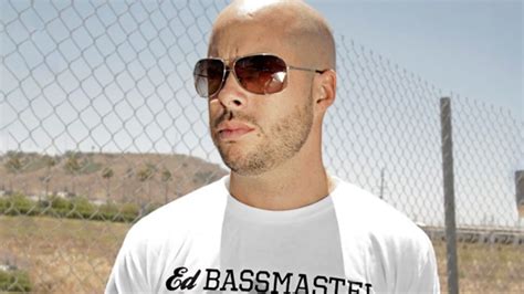 First Look At Youtube Prankster Ed Bassmaster S New Cmt Show Mashable