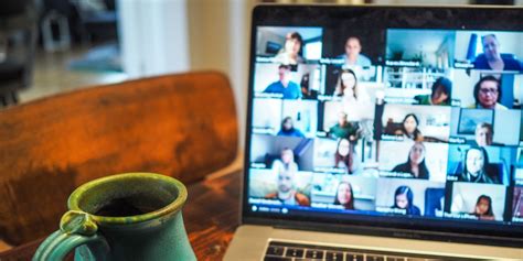 How To Share Your Screen On Zoom Meetings