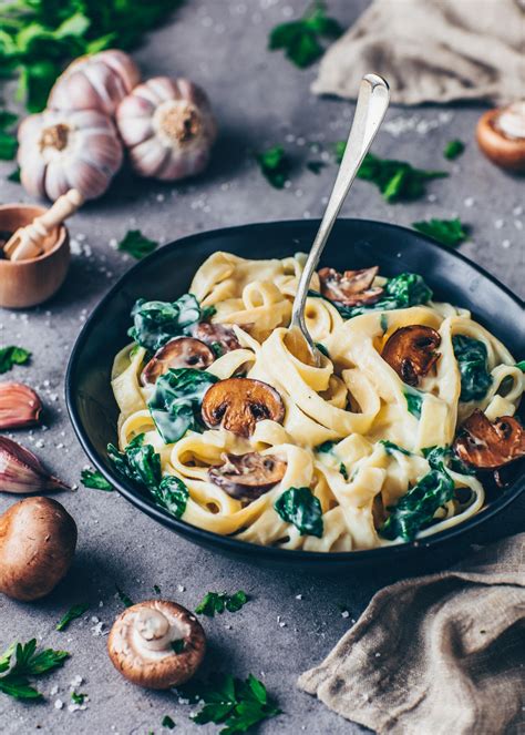 Blumenkohl Alfredo Pasta Sauce Vegan Bianca Zapatka