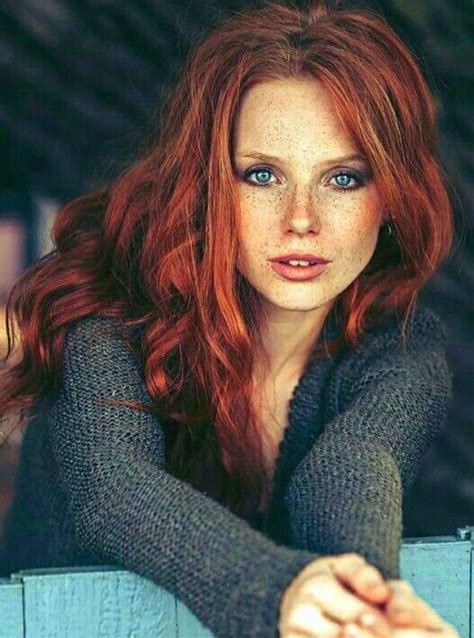 Pin By Bojan Đorđević On Hairstyles Beautiful Freckles Beautiful Red