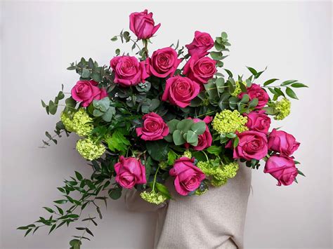 Hot Pink Rose Bouquet Jazz Flowers