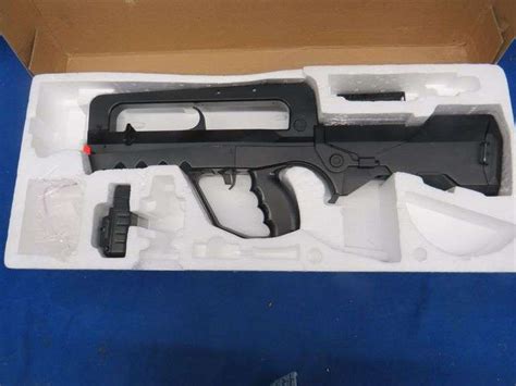 Famas Softair Spring Powered 6mm Plastic Bb Gun Untested Aaa