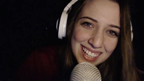 Asmr Minutes Of Pure Mic Kissing Youtube
