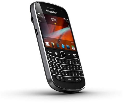 Blackberry Bold 9900 Review Protect Your Bubble
