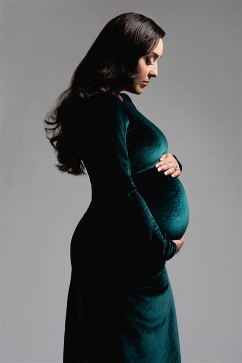 Studio Maternity Photography Kitchener Ema Suvajac Photography