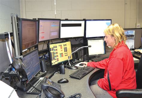 Calming Chaos Multi Tasking Important To Emergency Dispatchers News