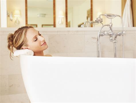 4 Ways To Make Bath Time Even More Relaxing