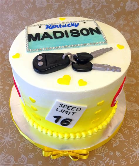 Drivers License Sweet 16 Cake Sweet 16 Birthday Cake Birthday Cakes