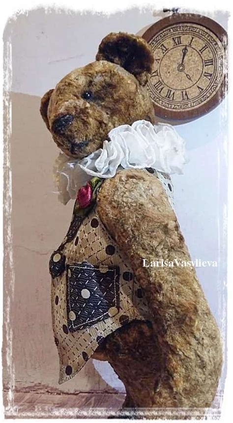The story of pants bear and his family started in 2018, but the true start of pants bear, the teddy bear, stretches back to the early 1990s in finland. OLD CLOWN by Larisa Vasylieva | Handmade teddy bears for ...