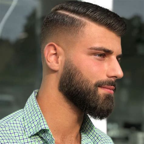 Sintético Foto Cortes De Cabello Corto Para Hombre Con Entradas Alta Definición Completa