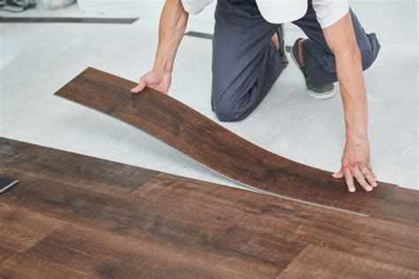Vinyl Flooring And Vinyl Floor Tiles The 8 Pros And Cons