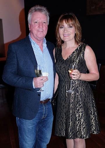 Lorraine Kelly Reunites With Lookalike Daughter For Christmas See The
