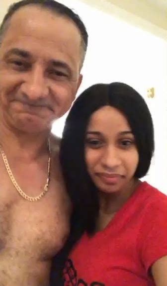 Who Are Cardi B S Parents Clara And Carlos The Us Sun