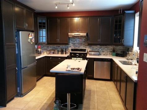 This update included painting the cabinets as well as installing new countertops and backsplash. EcoRefinishers Toronto Kitchen Cabinets has 47 reviews and average rating of 9.91489 out of 10 ...