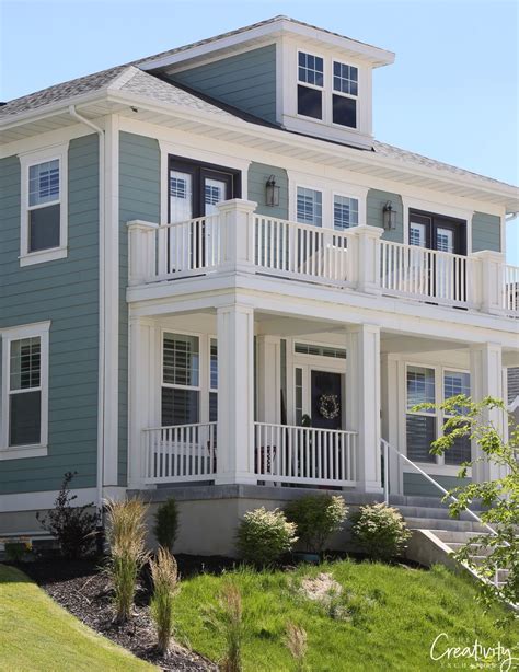 25 Inspiring Exterior House Paint Color Ideas Blue Gray Exterior Paint