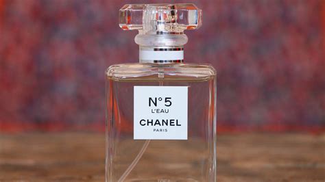 This Affordable Perfume Is A Perfect Dupe For Chanel No 5