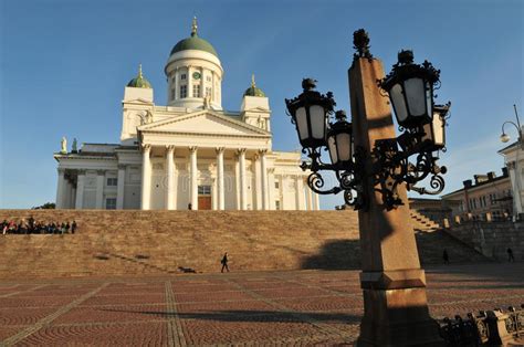 Domkyrka Helsinki Redaktionell Foto Bild Av Monument