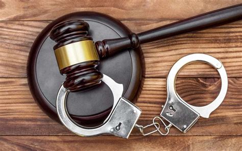5 Things To Do Before Hiring A Criminal Defense Attorney
