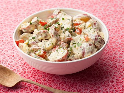 Chop cauliflower to a rice consistency and add to same mixing bowl. Spanish Potato Salad | Recipe | Spanish potato salad ...