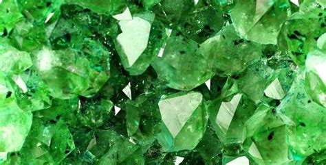 Image Result For Emerald Gemstone Background Gemstones Emerald