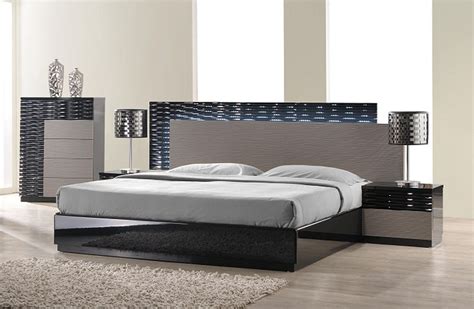 Bed Designs In Wood Modern