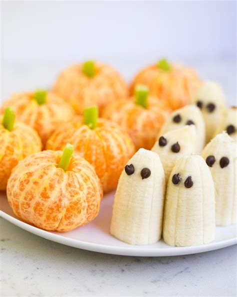 Orange pumpkins and ghost bananas + our favorite Halloween snack ideas