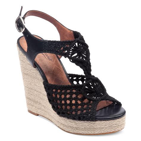 Lucky Brand Rilo Platform Wedge Sandals In Black Lyst