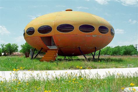 Flying Saucer House Dream Homes Mortgage Calculator