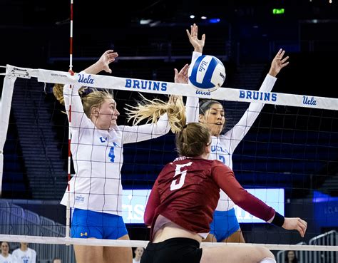 Ucla Womens Volleyball Wins One Loses One Ahead Of Colorado Match