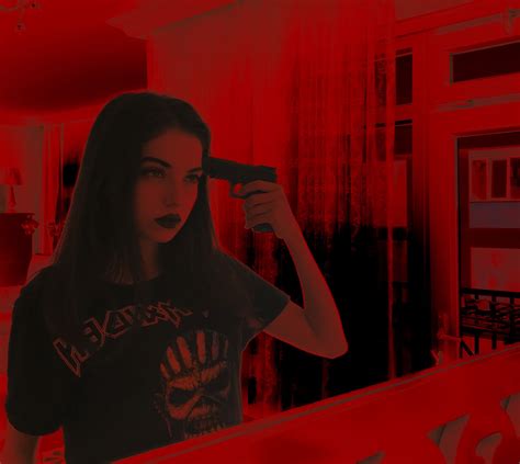Grunge Red Aesthetic Profile Picture Iwannafile