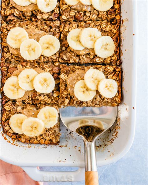 This Banana Baked Oatmeal Is The Ideal Breakfast Its Plant Based And