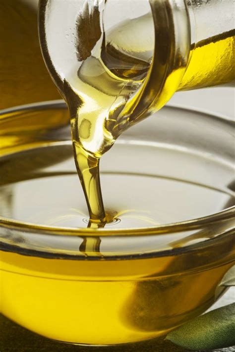 What are the other differences? Comparing oils: Olive, coconut, canola, and vegetable oil