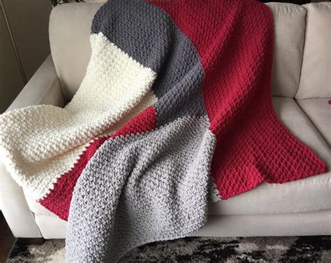 Combined The Hibernate Blanket Pattern With The Colour Block Blanket