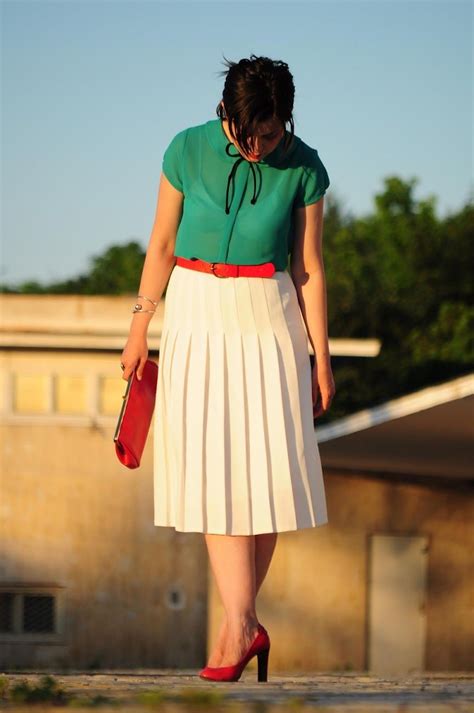 Miss Green Retro White Pleats In Pleated Skirt Outfit Pleated Skirt Nice Pleated Skirt