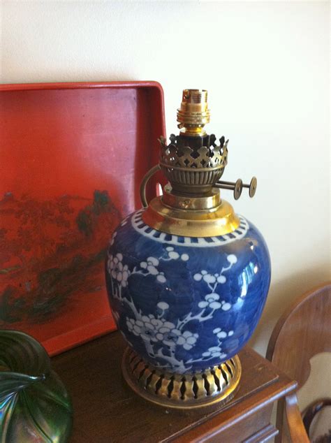 From classic blue and white porcelain table lamps, through to hanging lanterns and floor lamps, our high quality lighting range offers a chinese lanterns and lamps can be used in a wide range of ways; Antiques Atlas - Oriental Blue And White Oil Lamp Ceramic