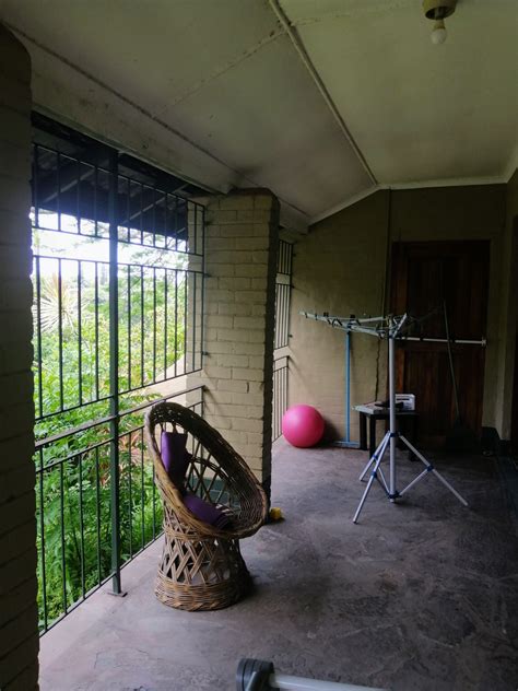 Spacious 3 bedroom, pet-friendly home available now! | Selttir Properties