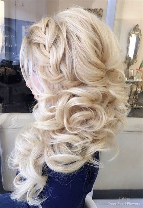 Wedding hairstyle options for short hair is both versatile and fashionable at the same time. 40 Best Wedding Hairstyles For Long Hair | Deer Pearl ...