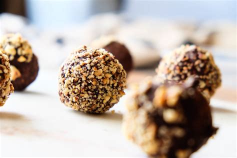 These healthy versions of ferrero rocher chocolates are a great dessert and can be made in under an hour. Healthy Ferrero Rocher Balls — From My Little Kitchen ...