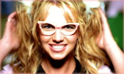 Britney Spears Smiling  Find And Share On Giphy