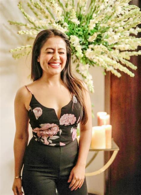 Neha Kakkar Forcibly Kissed By A Contestant On Indian Idol 11 Everyone Left In Shock Watch Video