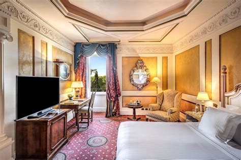 Hotel Splendide Royal The Leading Hotels Of The World Classic Vacations