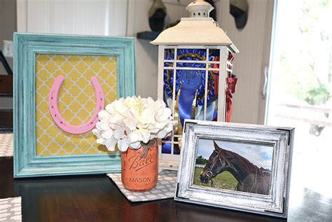 If you asked the typical horse lover about interior design, they are likely to suggest styling their home after a luxurious barn filled with hundreds of photos of their beloved horses. Super Easy DIY Equestrian Themed Decor - Budget Equestrian